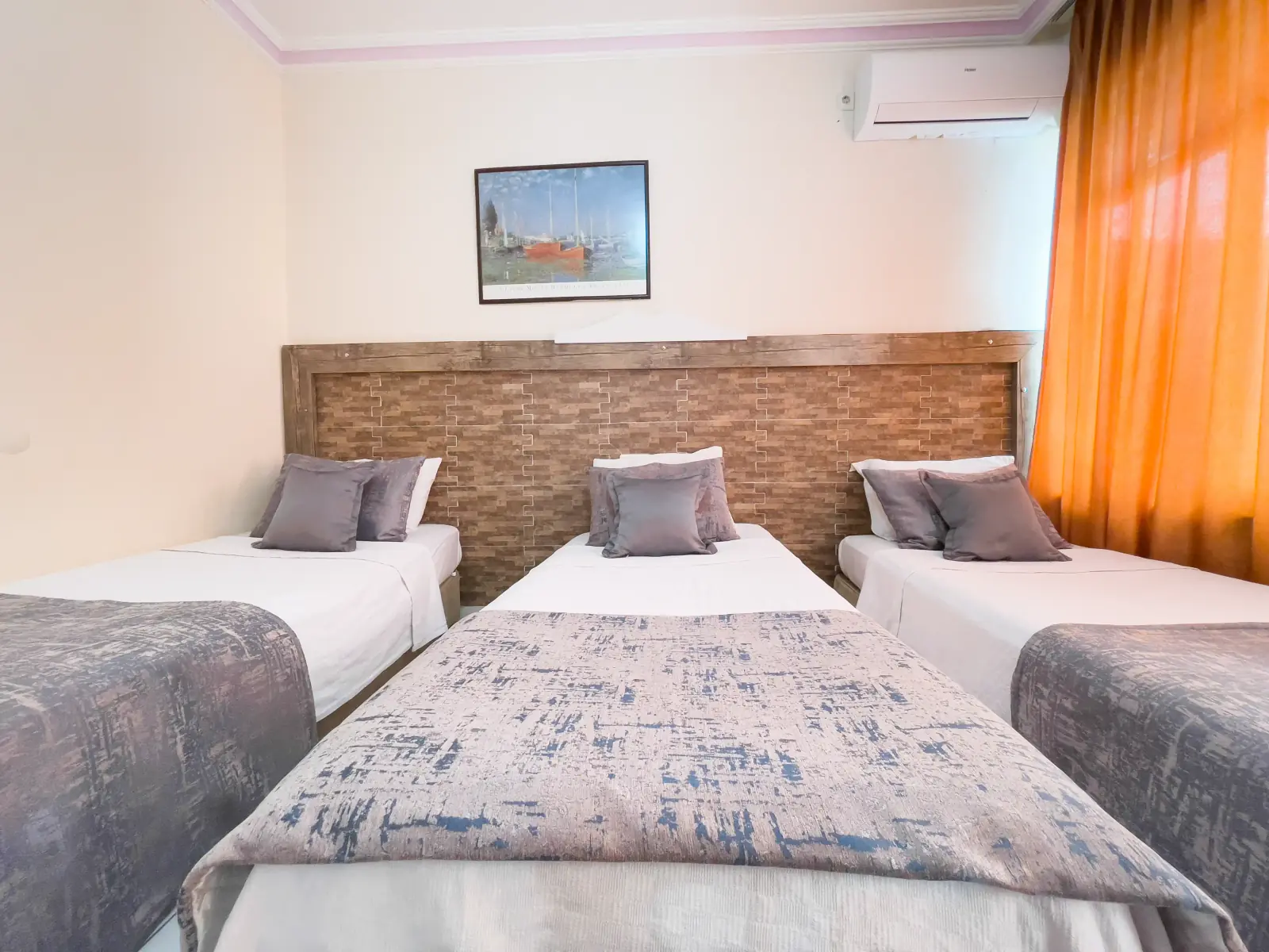 Standart Triple Oda detail